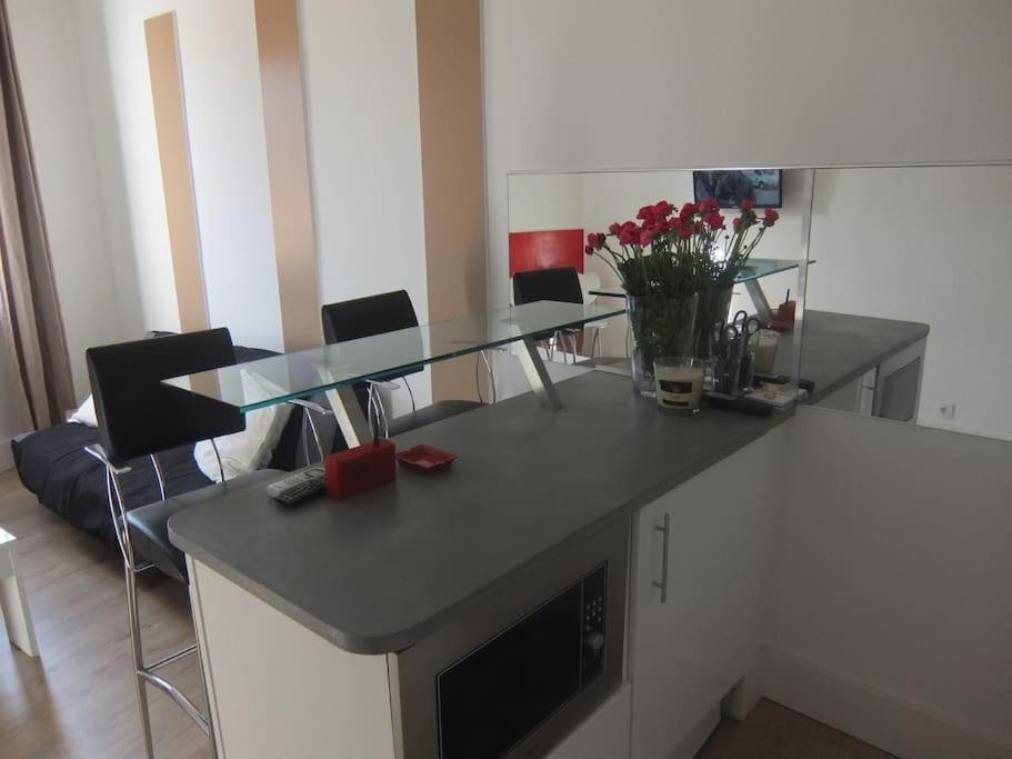 Joli 2 Pieces Au Coeur De Cannes ! Extérieur photo